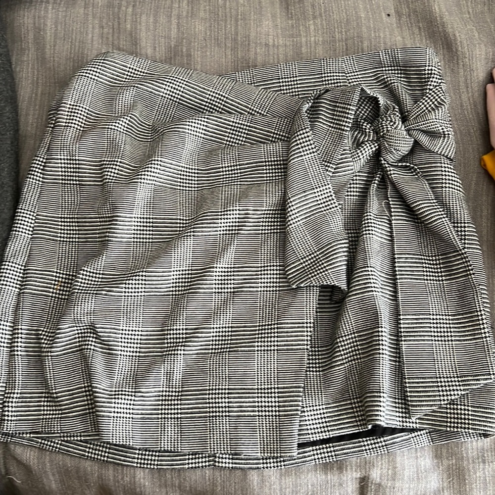 Black & white, plaid skirt. Never worn.
